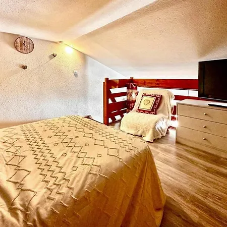 Апартаменты Duplex Confort Pour 4 Pers. Proche Pistes, Avec Balcon Et Parking - Fr-1-733-163 *